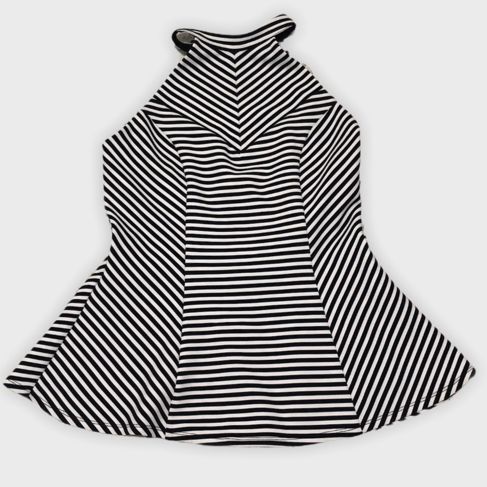 Guess - Black and White Top